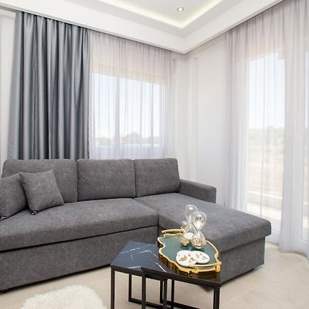 Marane Luxury Suites Неа-Муданія Екстер'єр фото